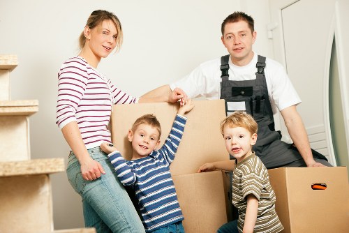 Scheduling a large item collection online